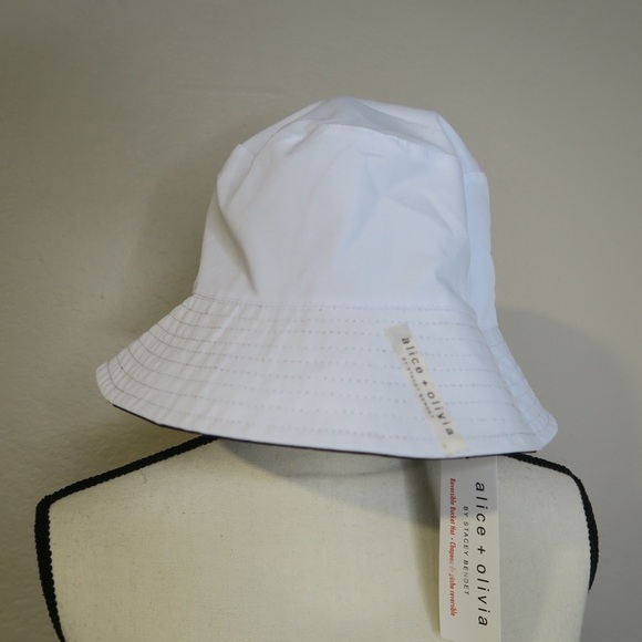 Alice + Olivia by Stacey Bendet Reversible Daisy Flower Bucket Hat Casual - Picture 8 of 11